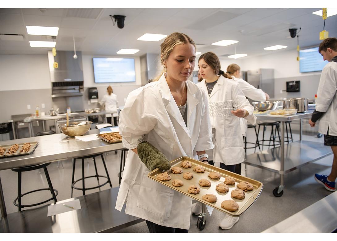 Students in the new Archer Dietetics Foods Lab
